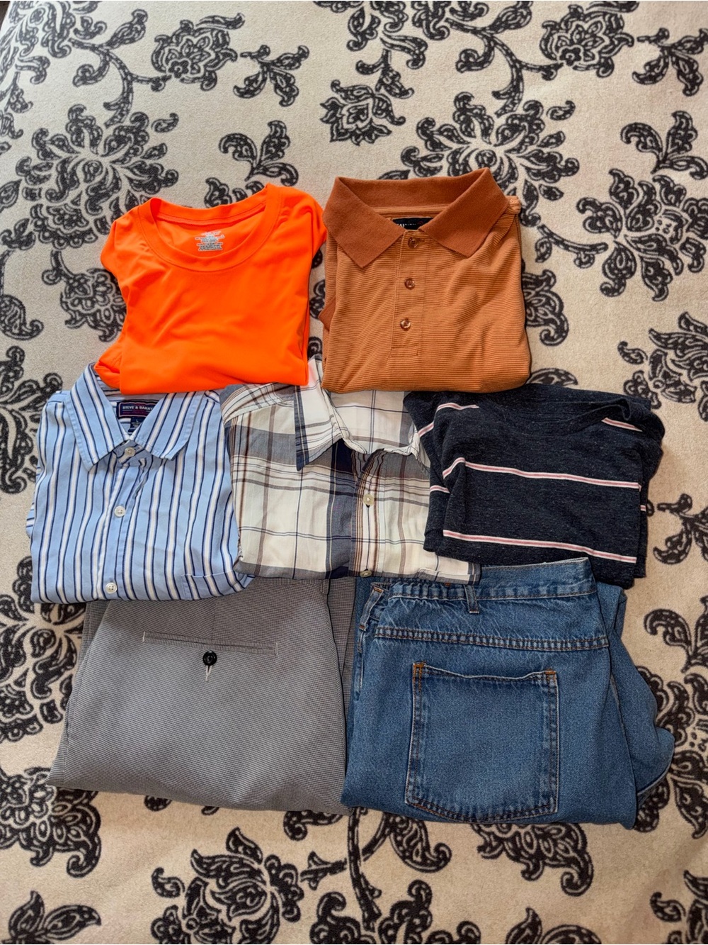 Men's size large bundle